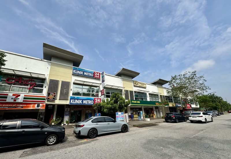 2-storey Terraced House for Sale in Sunway Kayangan (Shah Alam) - Fazie Noor - Exterior - PropertyGuru.com.my