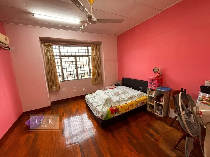 2-storey Terraced House for Sale in Bandar Botanic (Klang) - Zackinn Hoi - Bedroom - PropertyGuru.com.my