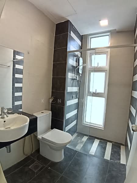 Apartment for Rent at Central Residence @ Sungai Besi - Ken Lye - Bathroom - PropertyGuru.com.my