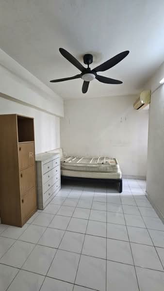 Condominium for Rent at D'aman Crimson - Riko Choo - Bedroom - PropertyGuru.com.my