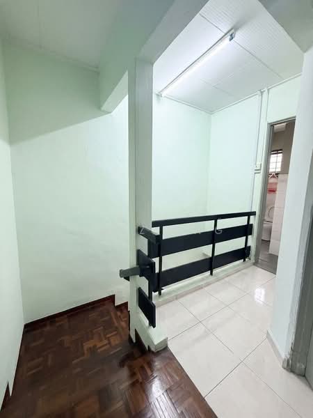2-storey Terraced House for Sale in Taman Desa Cemerlang (Ulu Tiram) - Jasz Ong - Corridor - PropertyGuru.com.my