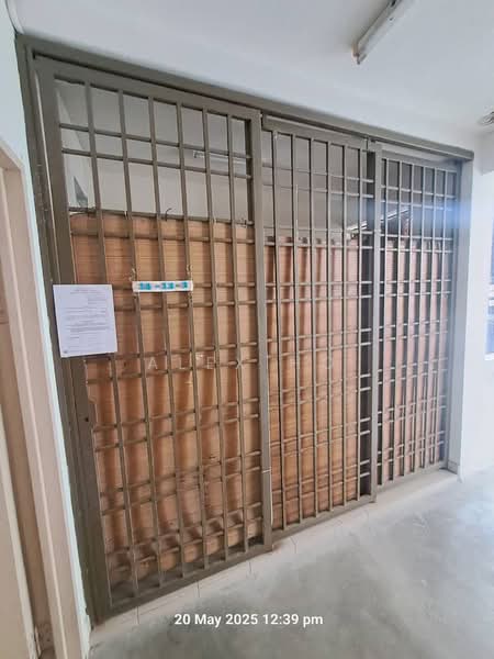 Kondominium untuk Dijual di Azuria Condominium - Alex Ho - Exterior - PropertyGuru.com.my