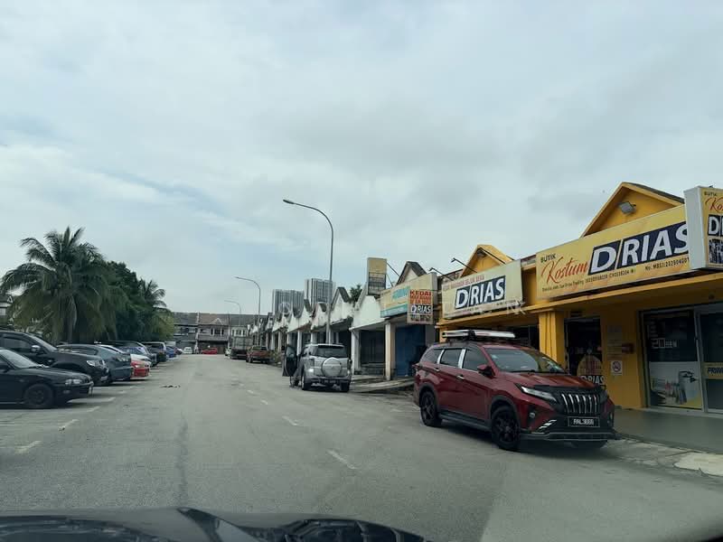 Kedai untuk Dijual di Bandar Bukit Puchong (Puchong) - Vincent Tan - Exterior - PropertyGuru.com.my