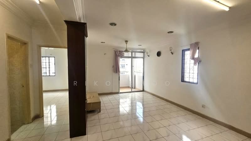 Condominium for Sale at D'aman Crimson - Riko Choo - Living Room - PropertyGuru.com.my