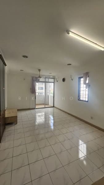 Condominium for Sale at D'aman Crimson - Riko Choo - Living Room - PropertyGuru.com.my