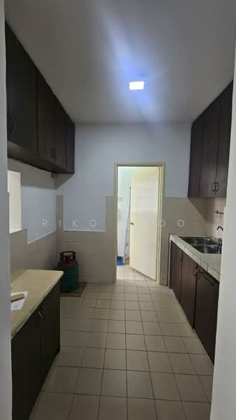 Condominium for Sale at D'aman Crimson - Riko Choo - Kitchen - PropertyGuru.com.my