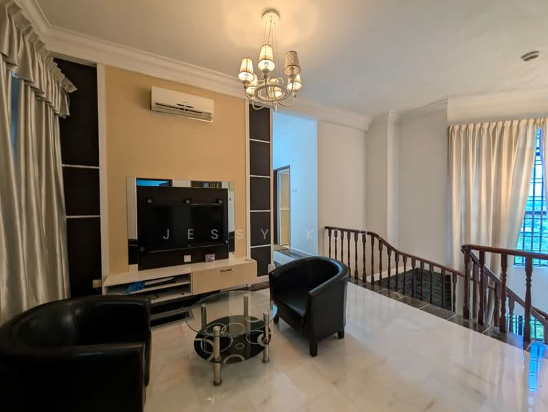 Pangsapuri untuk Disewa di Mewah View Luxurious Apartments - Jessy Koh - Living Room - PropertyGuru.com.my