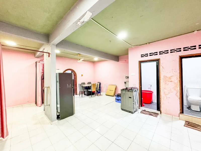 Rumah Teres 2 Tingkat untuk Dijual di PJS 2, Taman Sri Medan (Petaling Jaya) - Ilman Nahri - Interior - PropertyGuru.com.my