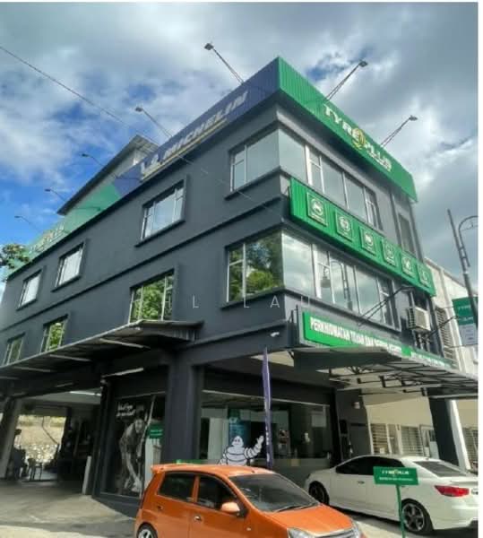 Shop for Rent in Alam Damai (Cheras) - HL Lau - Exterior - PropertyGuru.com.my