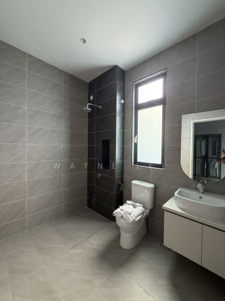 Rumah Teres 2 Tingkat untuk Dijual di Ulu Tiram (Johor) - Wayne Lee - Bathroom - PropertyGuru.com.my