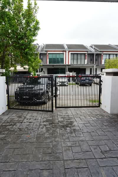 Rumah Teres 2 Tingkat untuk Dijual di Elmina Valley 1 (Shah Alam) - Fazie Noor - Exterior - PropertyGuru.com.my