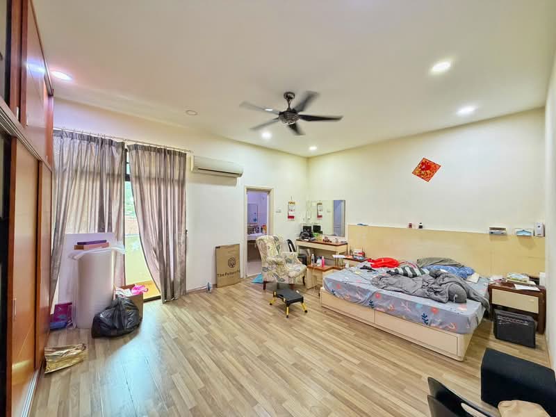 Kondominium untuk Dijual di Sri Bendera Condo Villa - Gary Goh - Bedroom - PropertyGuru.com.my