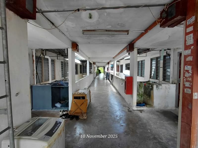 Rumah Flat untuk Dijual di Desa Permai Indah Flat - Alex Ho - Corridor - PropertyGuru.com.my