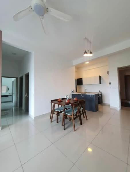 Kondominium untuk Dijual di Kingfisher @ Putatan - Jackson Chan - Dining Room - PropertyGuru.com.my