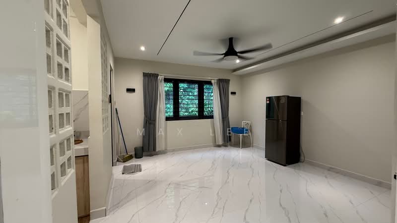 Rumah Teres 2 Tingkat untuk Dijual di Bandar Sungai Long (Selangor) - Max Lee - Living Room - PropertyGuru.com.my