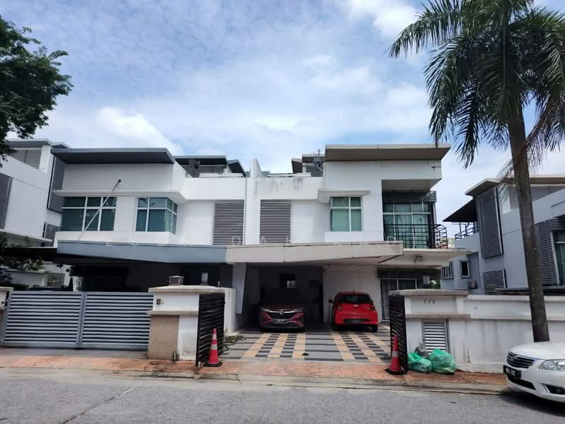 Semi-Detached House for Sale in Petaling Jaya (Selangor) - Zubaidah Kadir - Exterior - PropertyGuru.com.my