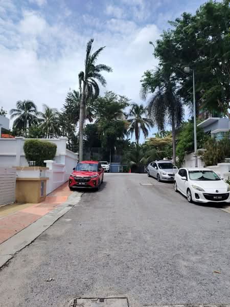 Semi-Detached House for Sale in Petaling Jaya (Selangor) - Zubaidah Kadir - Exterior - PropertyGuru.com.my