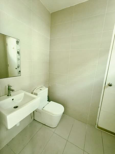 Rumah Teres 2 Tingkat untuk Dijual di Bandar Sri Sendayan (Negeri Sembilan) - Imran Isa - Bathroom - PropertyGuru.com.my