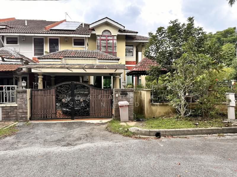 Rumah Teres 2 Tingkat untuk Dijual di Kota Damansara (Selangor) - NORFADILAH ZAINUDDIN - Exterior - PropertyGuru.com.my