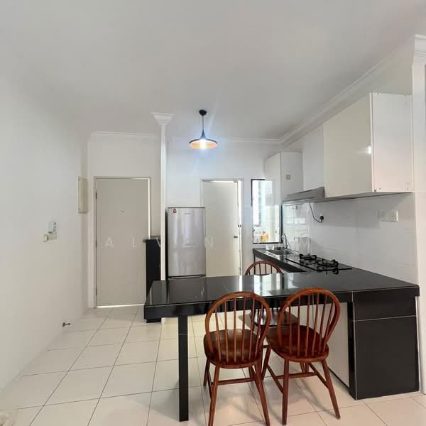 Condominium for Sale at TRI PINNACLE - Alvin Sim - Kitchen - PropertyGuru.com.my