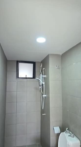 Pangsapuri untuk Disewa di Residensi Max - Raymond Ho - Bathroom - PropertyGuru.com.my