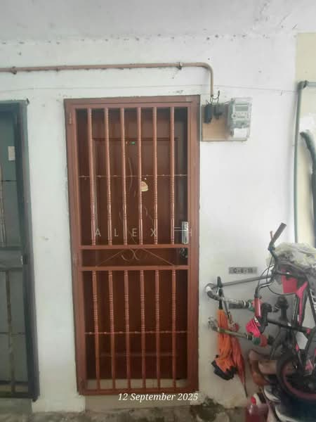 Rumah Flat untuk Dijual di Desaria Sri Merpati - Alex Ho - Entrance - PropertyGuru.com.my