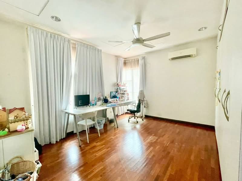 Rumah Berkembar untuk Dijual di Subang Jaya (Selangor) - Kelvin Tan - Study - PropertyGuru.com.my