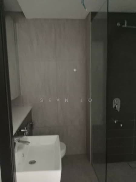 Servis Apartment untuk Disewa di Cantara Residences - Sean Lo - Bathroom - PropertyGuru.com.my