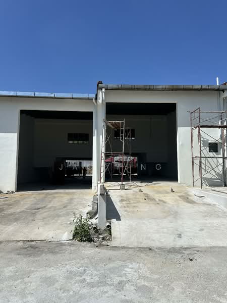 Terrace Factory for Sale in Bukit Beruntung (Serendah) - Jacky Ng - PropertyGuru.com.my