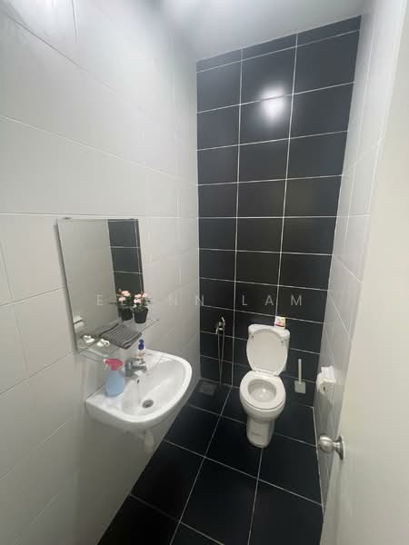 2-storey Terraced House for Sale in Taman Mount Austin (Tebrau) - Elynn Lam - Bathroom - PropertyGuru.com.my