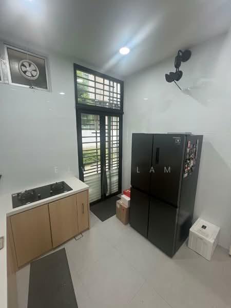 2-storey Terraced House for Sale in Taman Mount Austin (Tebrau) - Elynn Lam - Kitchen - PropertyGuru.com.my