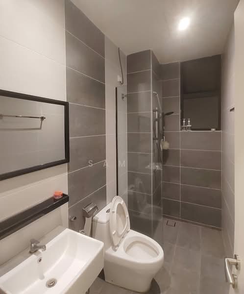 Kondominium untuk Disewa di The Cove Hillside Residence - Sam . - Bathroom - PropertyGuru.com.my