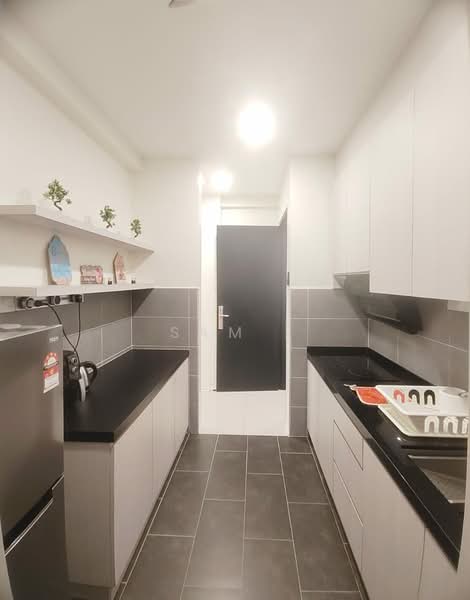 Kondominium untuk Disewa di The Cove Hillside Residence - Sam . - Kitchen - PropertyGuru.com.my