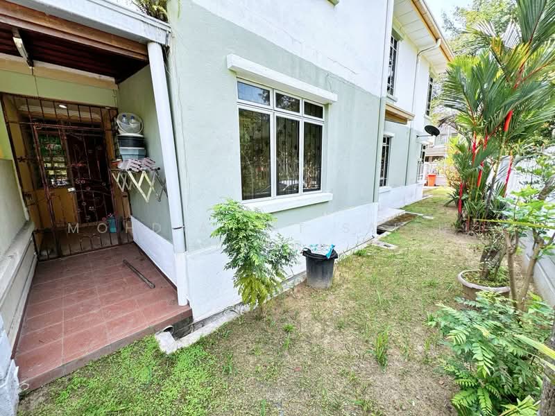 Rumah Berkembar untuk Dijual di Bandar Seri Putra (Bangi) - Mohd Aizat Saiful Bahri - Exterior - PropertyGuru.com.my