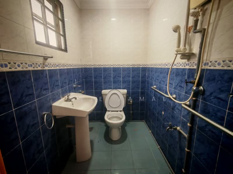 Rumah Teres 2 Tingkat untuk Dijual di Cheras (Kuala Lumpur) - Allie Jamal - Bathroom - PropertyGuru.com.my