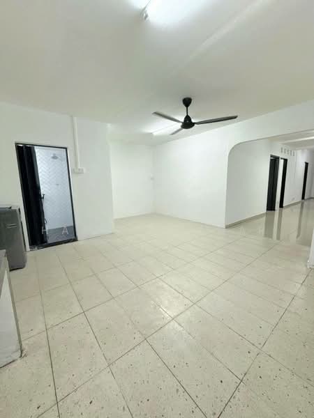 Rumah Teres 1 Tingkat untuk Disewa di Taman Greenwood (Batu Caves) - Hazeman Omar - Living Room - PropertyGuru.com.my