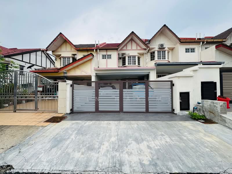 Terraced House for Sale in Bukit Rahman Putra (Sungai Buloh) - Nazrin Hakimin - Exterior - PropertyGuru.com.my