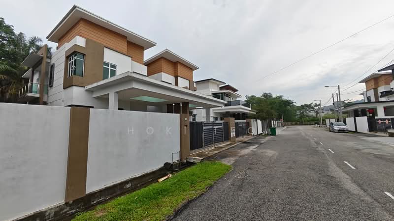 Semi-Detached House for Sale in Taman Suria (Batu Pahat) - Hoki Teo - PropertyGuru.com.my