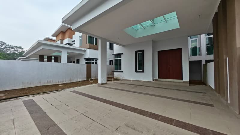 Semi-Detached House for Sale in Taman Suria (Batu Pahat) - Hoki Teo - PropertyGuru.com.my