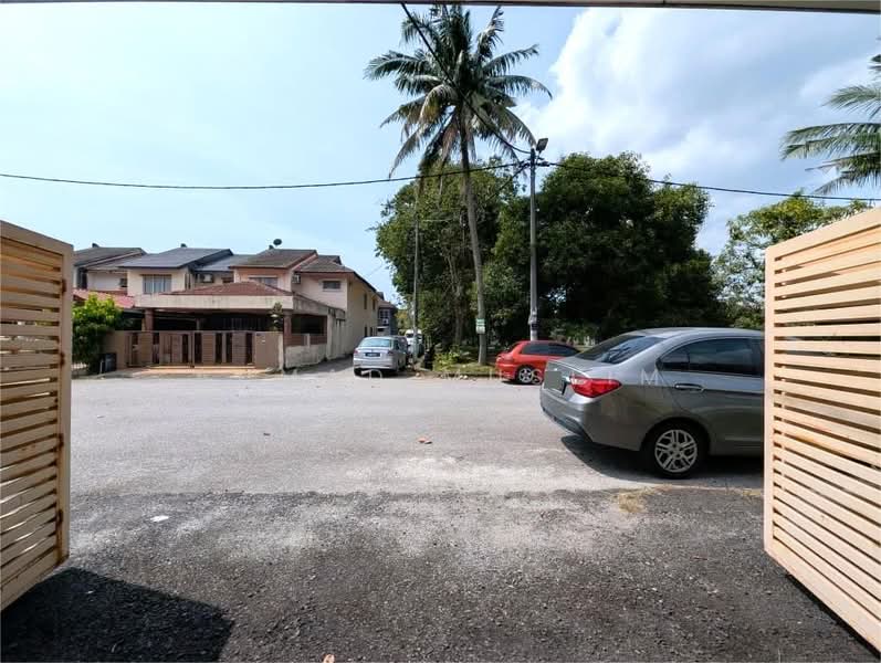 2-storey Terraced House for Sale in Taman Sri Andalas (Klang) - Ahmad Muslim - PropertyGuru.com.my