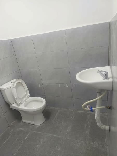 Rumah Teres 1 Tingkat untuk Disewa di Seksyen 8 (Petaling Jaya) - HL Lau - Bathroom - PropertyGuru.com.my