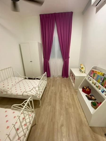 Kondominium untuk Disewa di Lakefront Homes - Azizirrahim . - Bedroom - PropertyGuru.com.my
