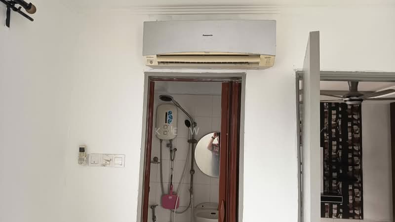 Apartment for Rent at Lakeview Apartments - Kew . - Bathroom - PropertyGuru.com.my
