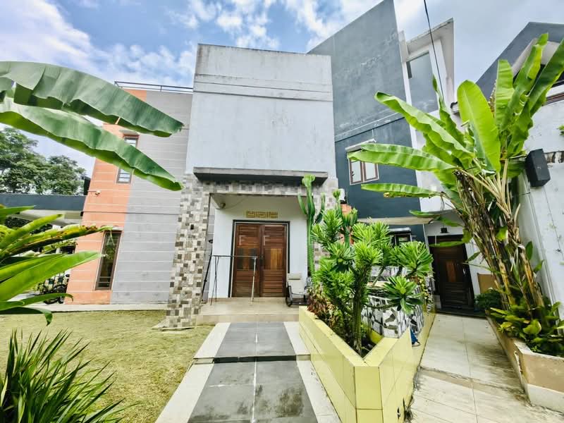 Terraced House for Sale in Kuala Selangor (Selangor) - Ashraff Daniel - Exterior - PropertyGuru.com.my