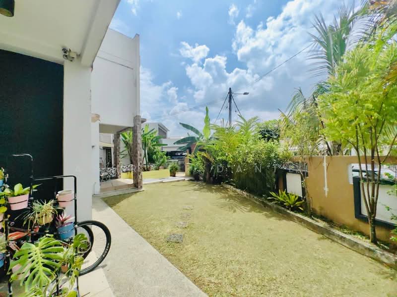 Terraced House for Sale in Kuala Selangor (Selangor) - Ashraff Daniel - Exterior - PropertyGuru.com.my