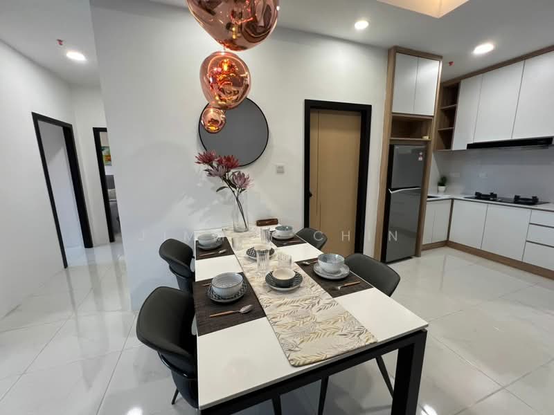 Servis Apartment untuk Dijual di Neu Pendington - Jimmyy Chin - Dining Room - PropertyGuru.com.my