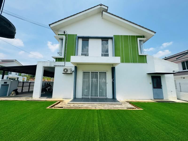 2-storey Terraced House for Sale in Rawang (Selangor) - Nazrin Hakimin - Exterior - PropertyGuru.com.my