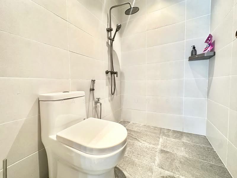 2.5-storey Terraced House for Sale in Seksyen 16 (Shah Alam) - Basri Munir - PropertyGuru.com.my