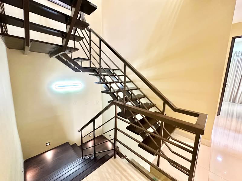 2.5-storey Terraced House for Sale in Seksyen 16 (Shah Alam) - Basri Munir - PropertyGuru.com.my