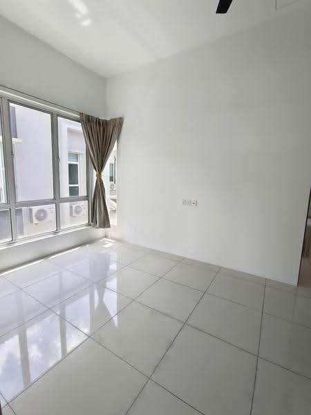 Rumah Berkembar untuk Dijual di Bandar Tasek Mutiara (Simpang Ampat) - Jane Ng - Hallway - PropertyGuru.com.my